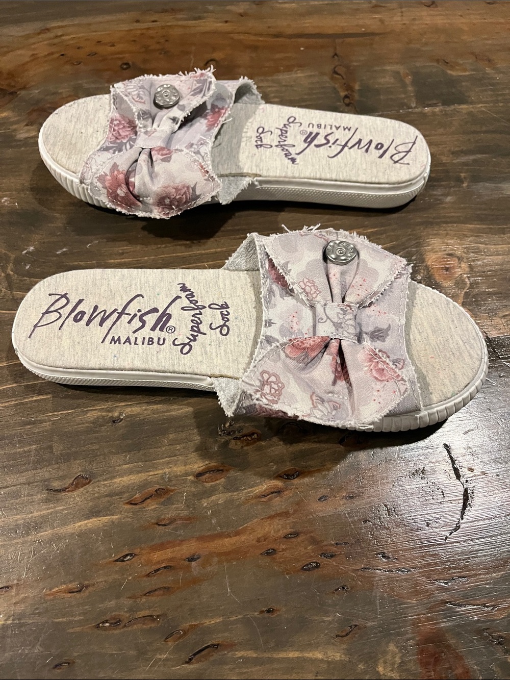 Blowfish Pink Floral Bow Slide Sandals - Picture 3 of 3